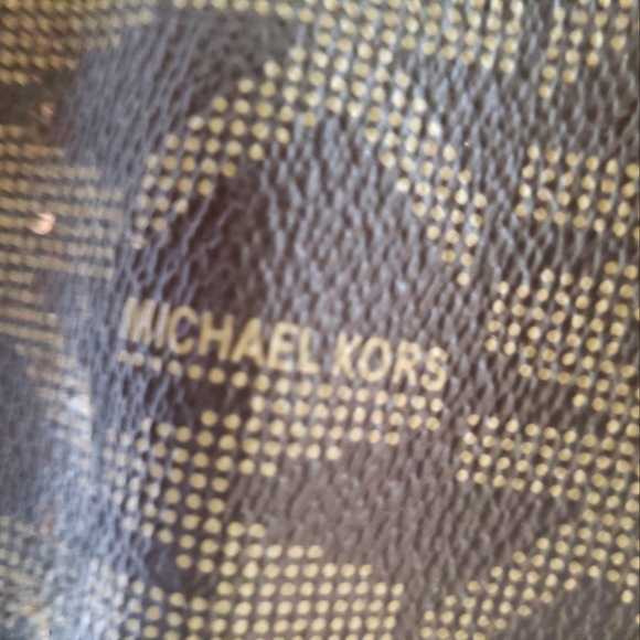 Michael Kors Wallet - Picture 1 of 5